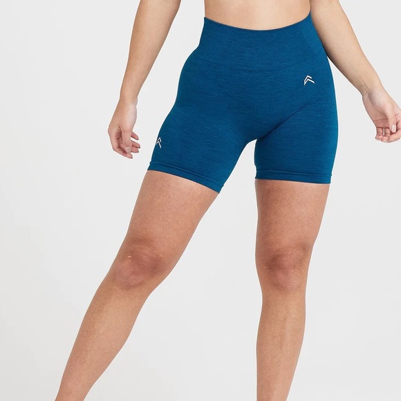 ONER ACTIVE | Classic Seamless 2.0 Biker Shorts - Picture 1 of 4